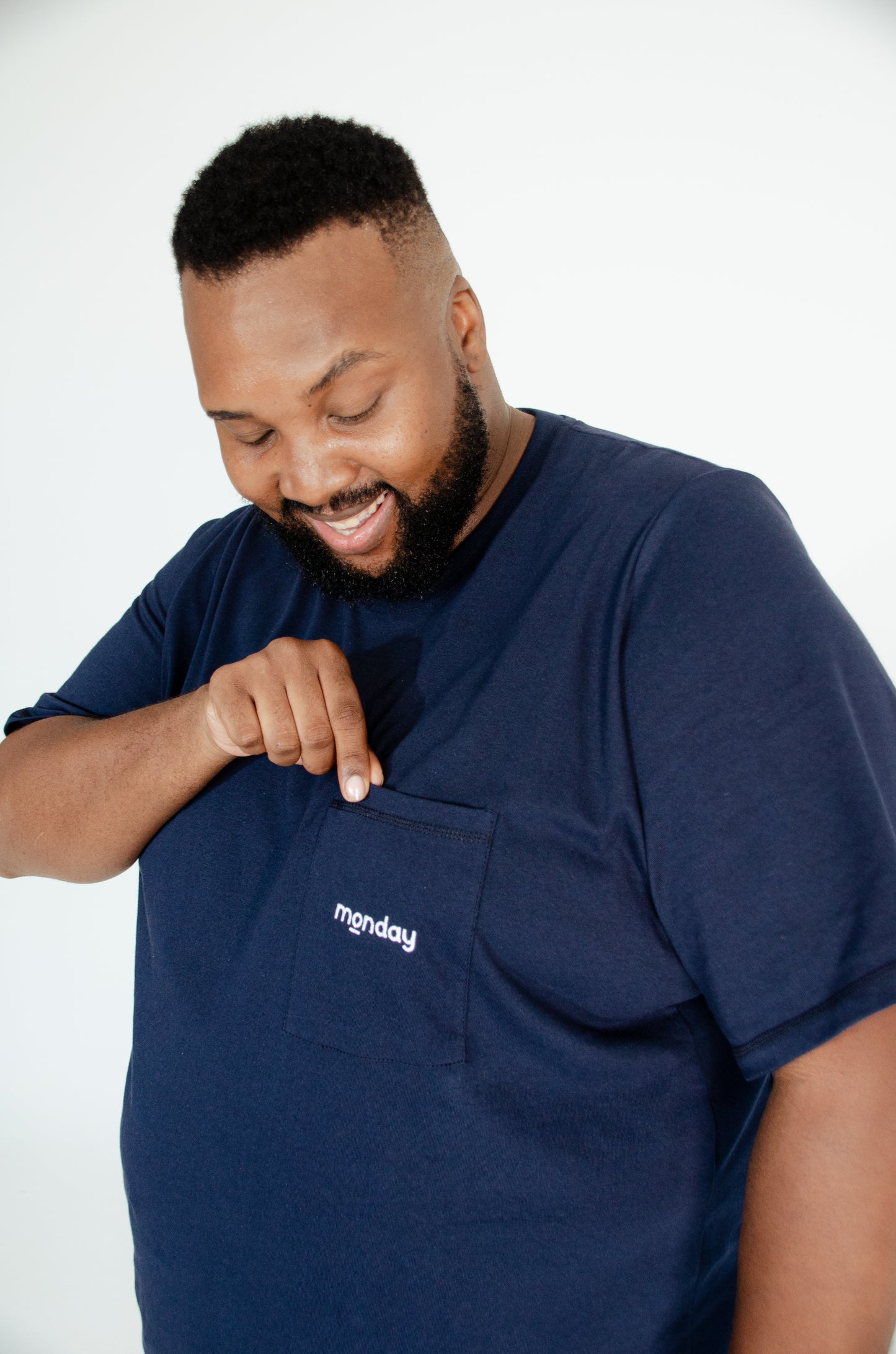 The Perfect Plus-Size Tee – Built for Comfort & Confidence